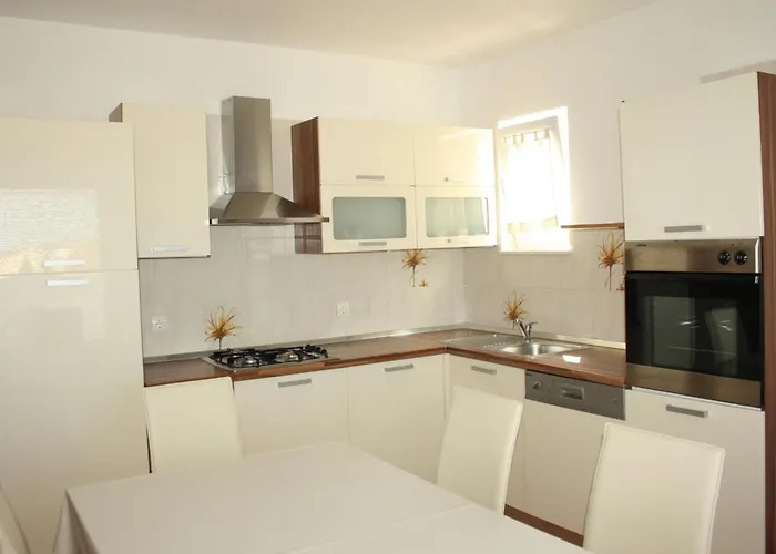 Apartment Ania 1 By Interhome Primosten